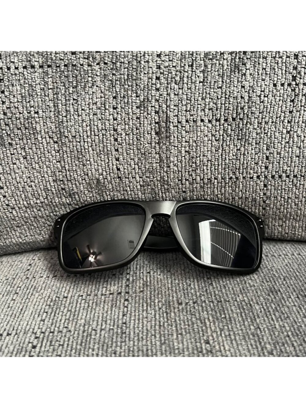 Oakley Holbrook Sunglasses 009102 Black Lenses-Black Matte Frame - Picture 13 of 16